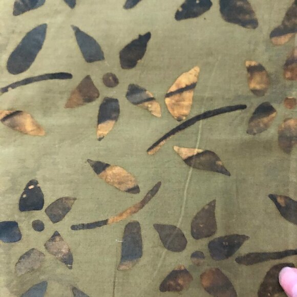 Quilt Cotton Batik Fabric Material - 2 yards Olive Green Floral #B72 444 - Picture 2 of 3